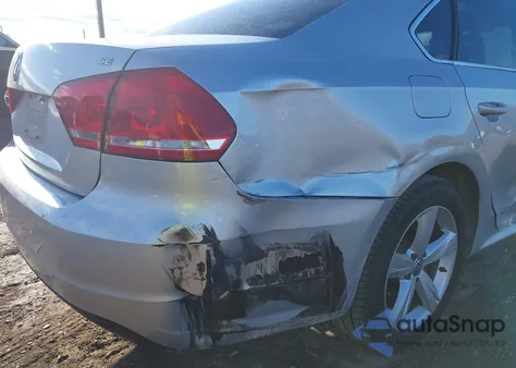 2013 Volkswagen Passat 2.5L Se from USA, damaged, VIN 1VWBP7A35DC075428